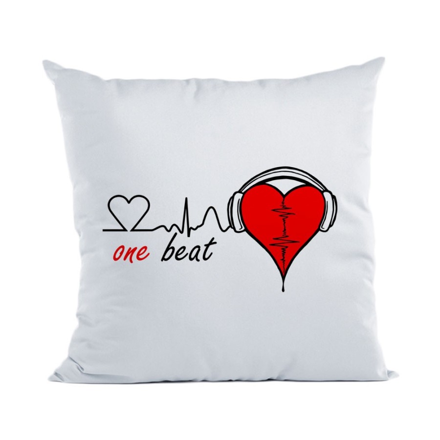 Cuscino personalizzabile con nome one beat Love