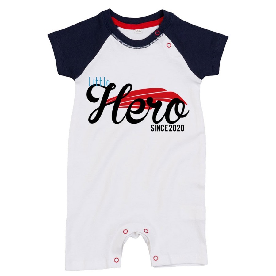 Pagliaccetto neonato personalizzato con anno little hero since Per la famiglia