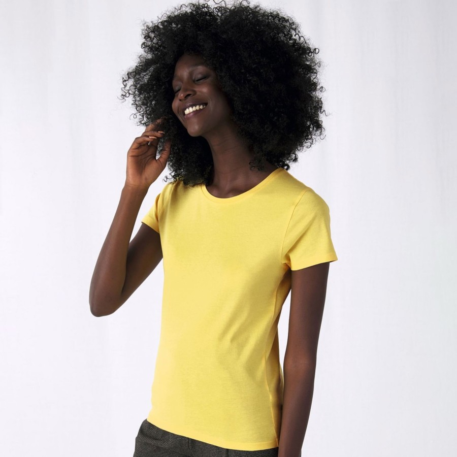 T-shirt donna personalizzata con nome e foto in cotone - crea online