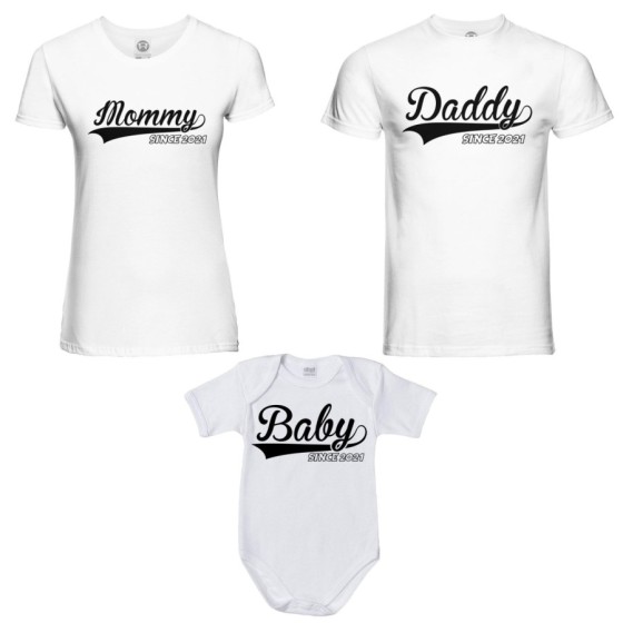 Tris t-shirt adulti e body neonato personalizzato con anno daddy since mommy since baby since Per la famiglia