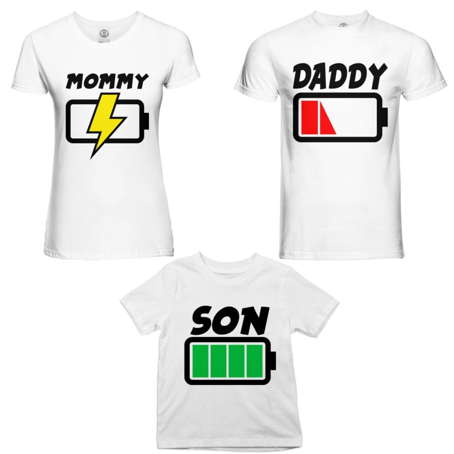 Tris t-shirt adulti bambino daddy low battery mommy chaging son daughter super charged Per la famiglia