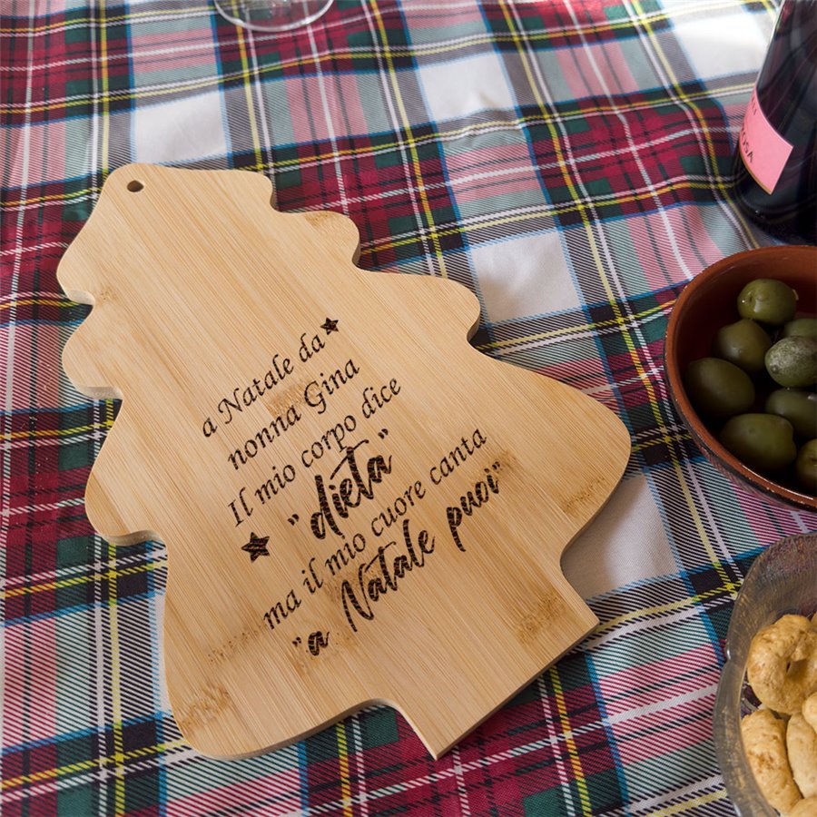 Tagliere a forma di albero di Natale in legno personalizzato