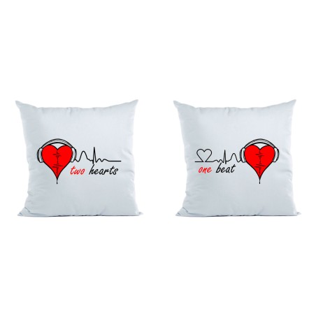 Coppia di cuscini personalizzabili con nomi two hearts...