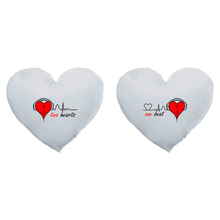 Coppia di cuscini personalizzabili con nomi two hearts one beat