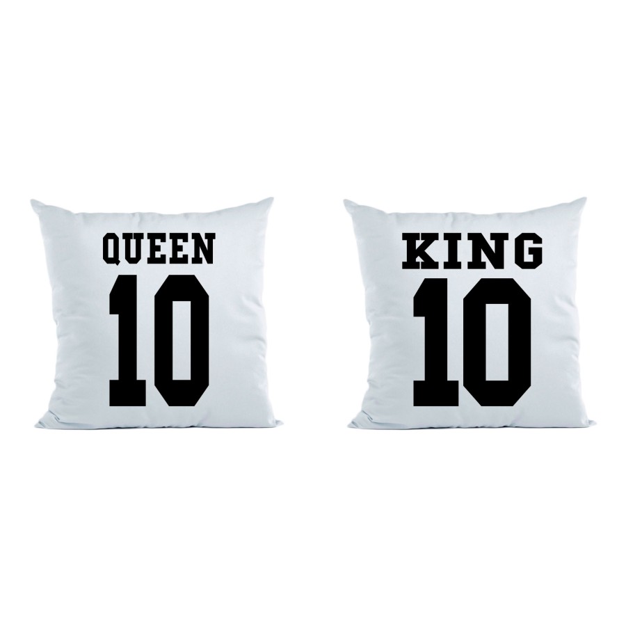Coppia di cuscini personalizzati con nomi e numeri king e queen
