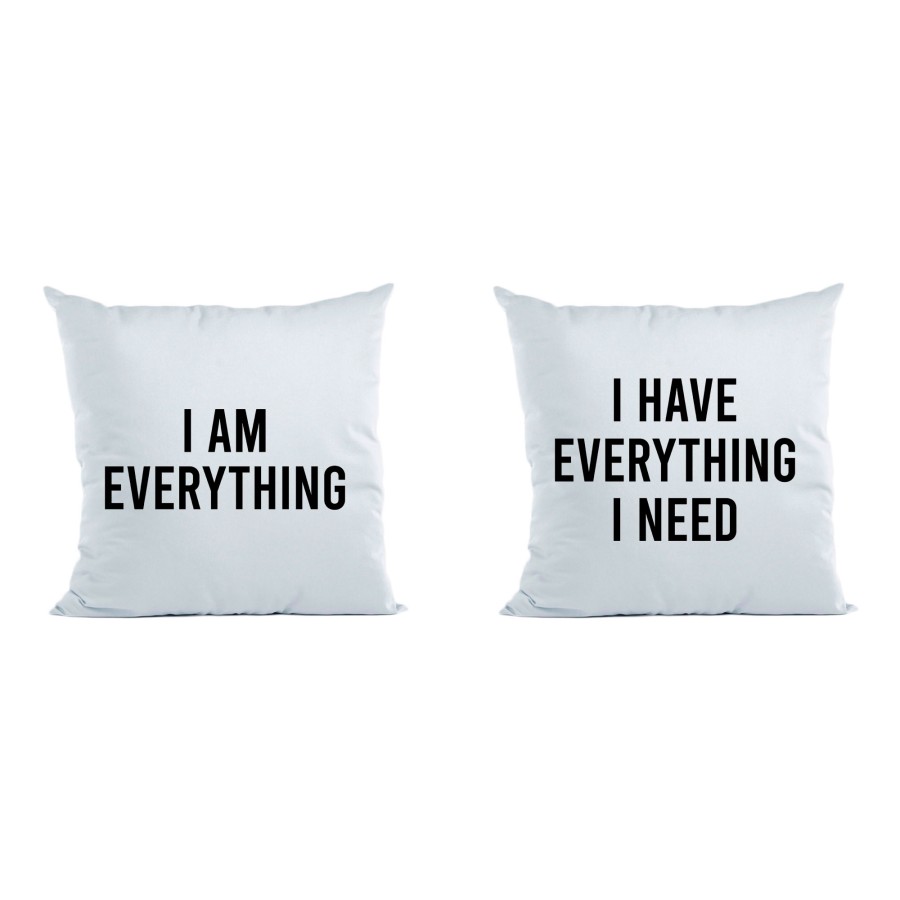 Coppia di cuscini personalizzabili con nomi i have everything i need i am everything