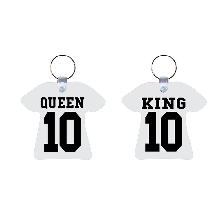 Coppia di portachiavi personalizzati con nomi e numeri king e queen