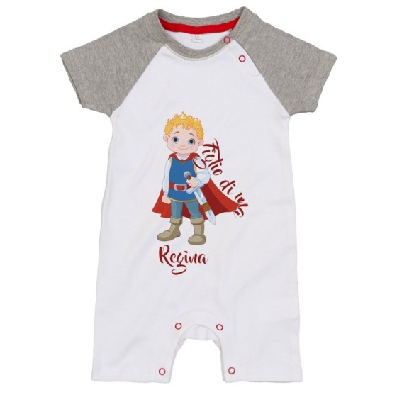 Pagliaccetto neonato figlio di una regina royal Per la mamma