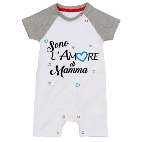 Pagliaccetto neonato sono l'amore di mamma