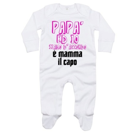Tutina neonato papà ed io siamo d'accordo è mamma il capo