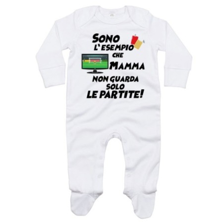 Tutina neonato sono l'esempio che mamma non guarda solo...