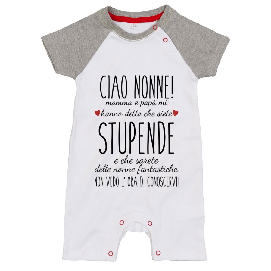 Pagliaccetto nonni mamma papà mi hanno detto che siete stupendi non vedo l'ora di conoscervi Per i nonni