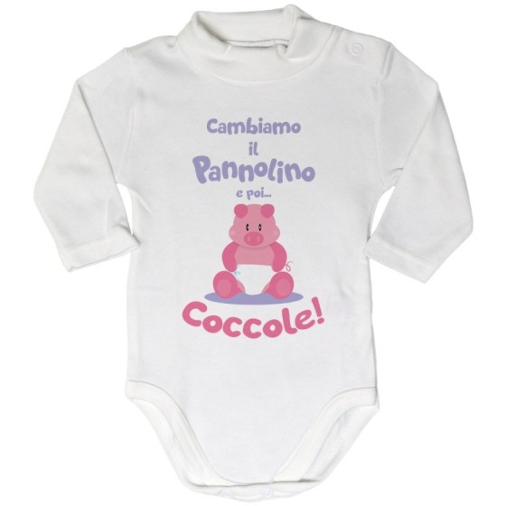Body lupetto neonato cambiamo il pannolino e poi coccole Divertenti