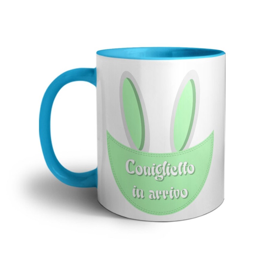 Tazza coniglietto in arrivo che esce dalla tasca Pasqua