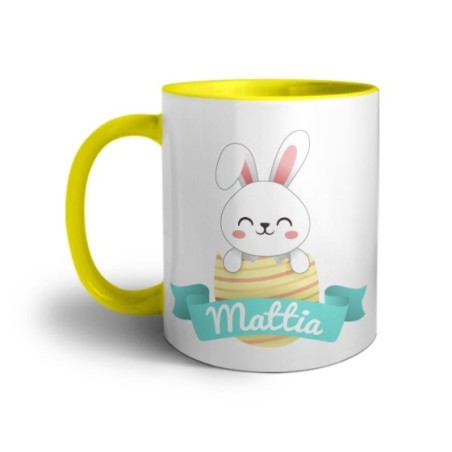 Tazza personalizzata con nome coniglietto che esce dall'ovetto Pasqua