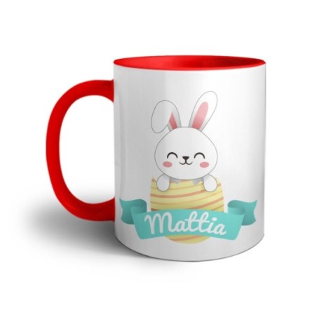 Tazza personalizzata con nome coniglietto che esce dall'ovetto Pasqua