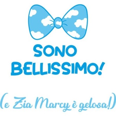 Sono bellissimo e zia è gelosa